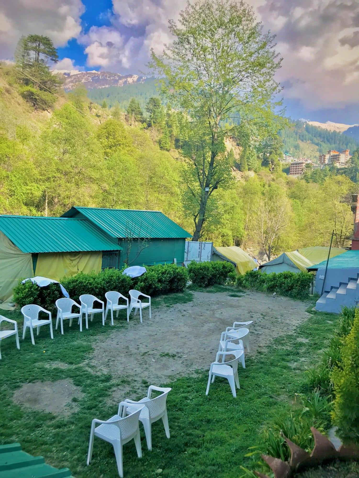 The Avenue Hotel , Manali A River Side Hotel Εξωτερικό φωτογραφία