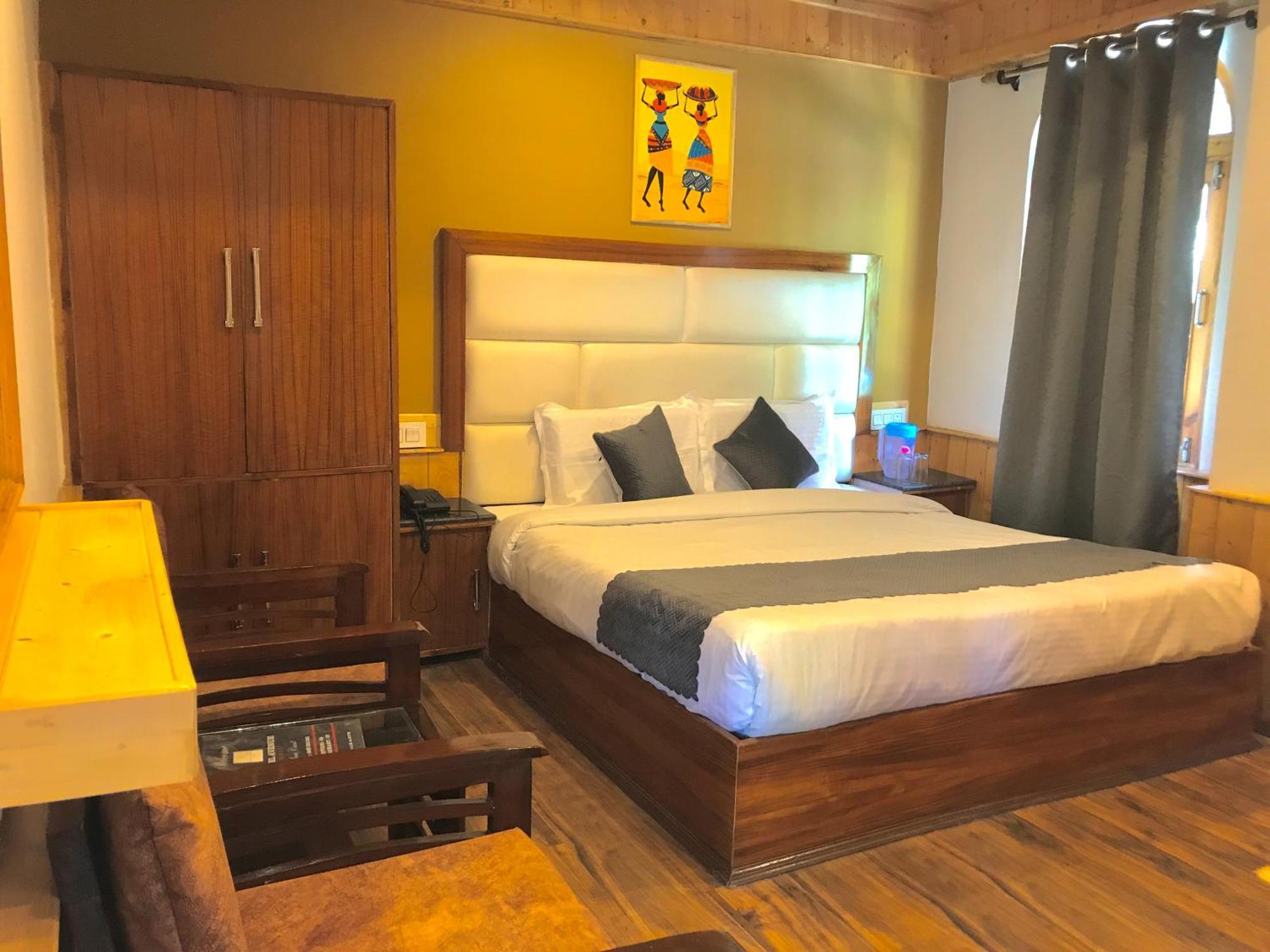 The Avenue Hotel , Manali A River Side Hotel Εξωτερικό φωτογραφία